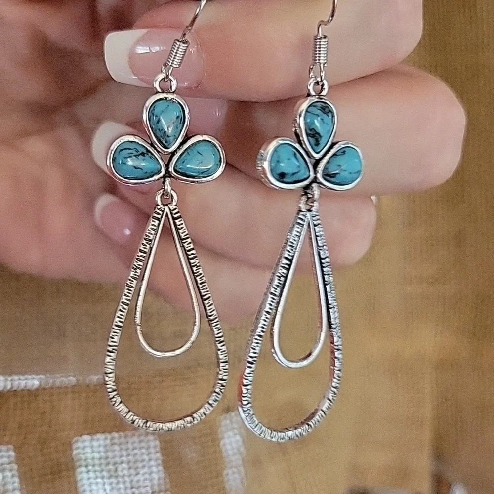 DOUBLE TEARDROP HOWLITE DROP EARRINGS - Picture 3 of 7